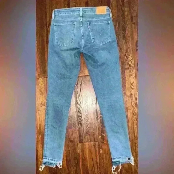 LEVIS Premium 711 Mid Rise Skinny Jean with Raw Hem in Light Wash - Picture 7 of 13